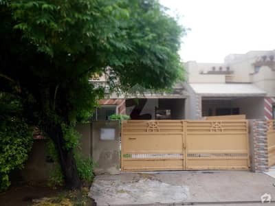 Here Is A Good Opportunity To Live In A Well-Built House Here Is A Good Opportunity To Live In A Well-Built House
