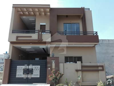 Here Is A Good Opportunity To Live In A Well-Built House Here Is A Good Opportunity To Live In A Well-Built House