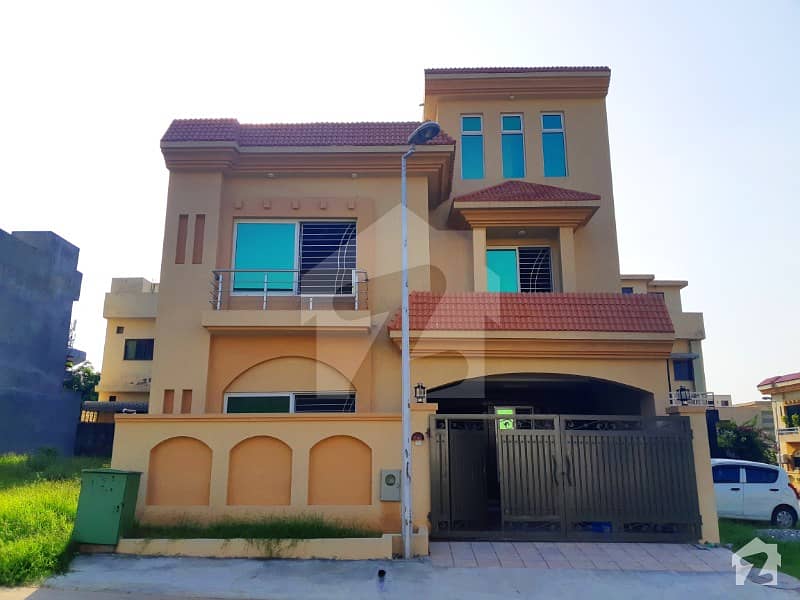 Double Unit Perfect House For Sale