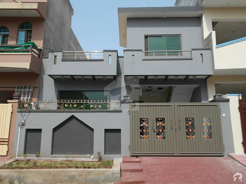Single Storey House Available For Rent Single Storey House Available For Rent