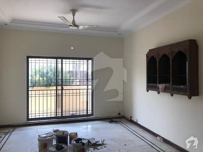 Prime Location 1 Kanal Beautiful Lower Portion With Basement Hall For Rent In Dha Phase 4 Block Dd Prime Location 1 Kanal Beautiful Lower Portion With Basement Hall For Rent In Dha Phase 4 Block Dd