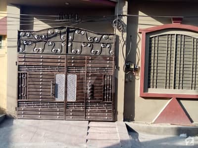 Here Is A Good Opportunity To Live In A Well-Built House Here Is A Good Opportunity To Live In A Well-Built House