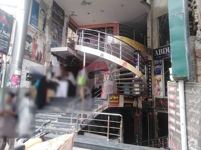 192 Square Feet Corner Shop For Sale In Zubaida Shopping Mall Goal Chowk Kachehri Bazaar