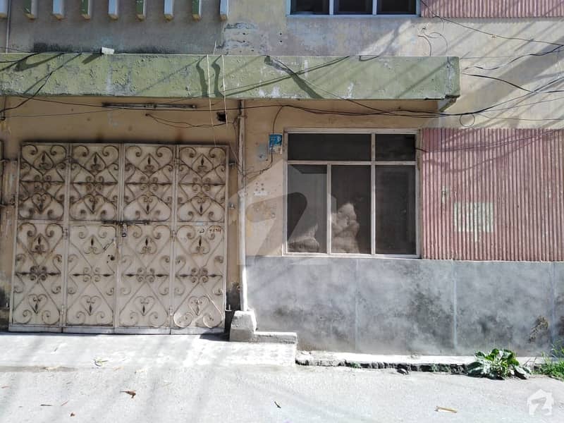 گُل بہار پشاور میں 6 کمروں کا 4 مرلہ مکان 1.5 کروڑ میں برائے فروخت۔