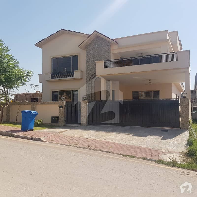 Sector C 1 Kanal House For Sale With Basement