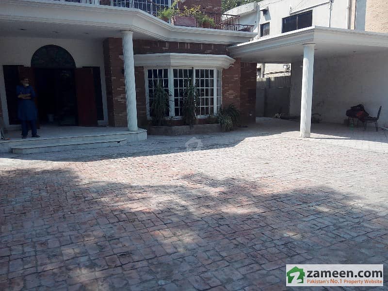 3 Kanal Bungalow Office Use for Rent Shadman Lahore