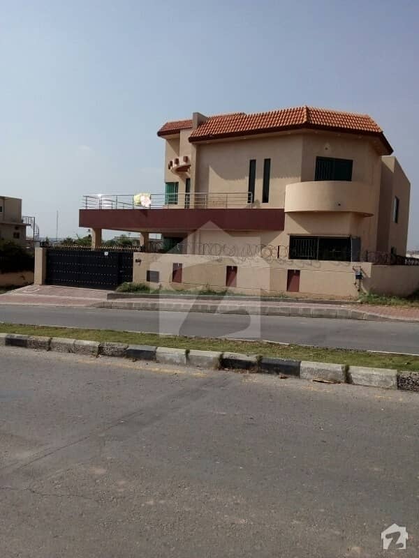 House For Rant  1 kanal Bahria town pahse 3