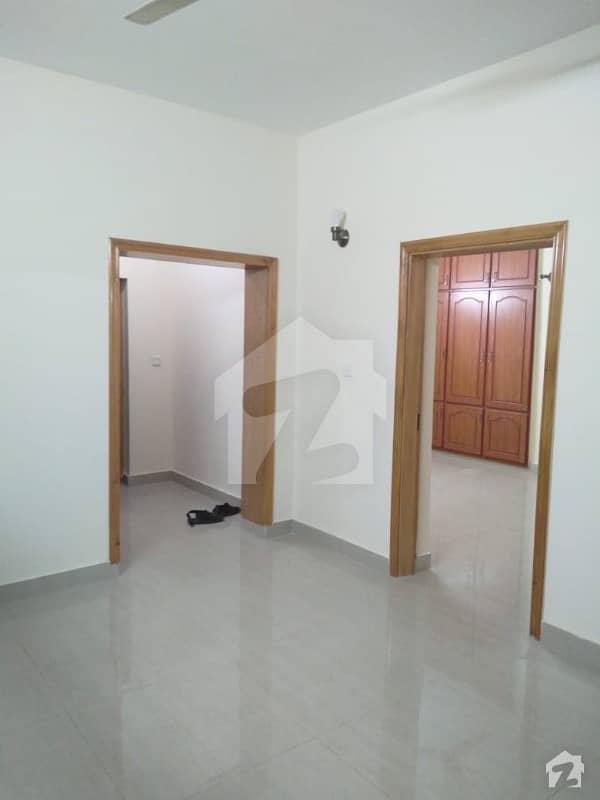G-11/4 Housing Foundation D Type 2nd Floor Flat For Sale