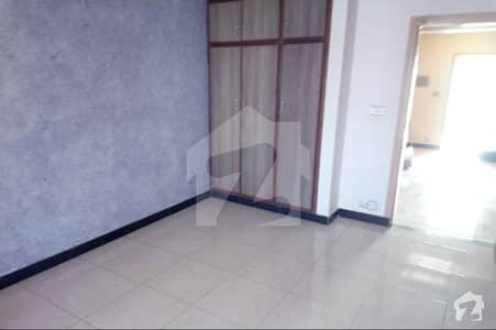 3 Bed Apartment Available For Rent 3 Bed Apartment Available For Rent