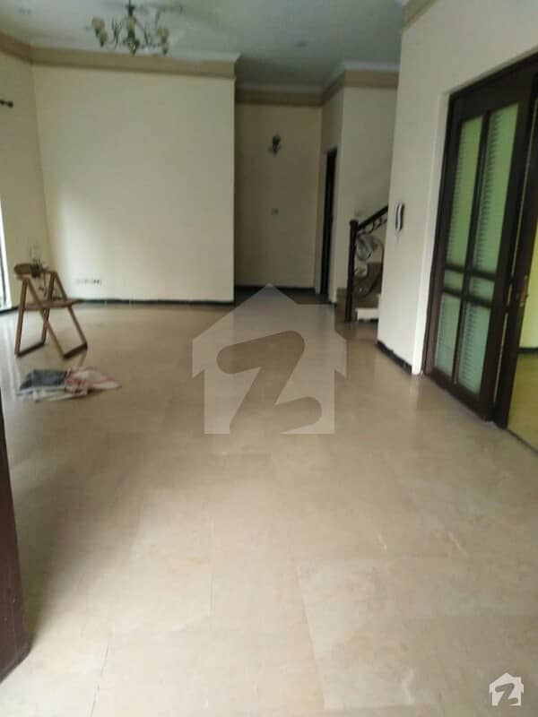 10 Marla Renovated House For Rent In DHA Phase 4 GG Block