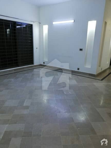 10 Marla Upper Portion For Rent In Wapda Town