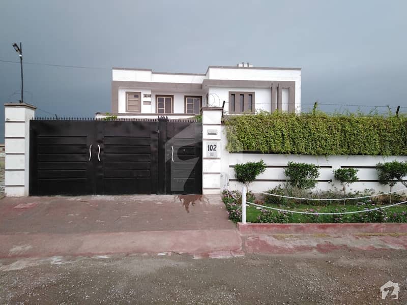 1 Kanal House For Sale