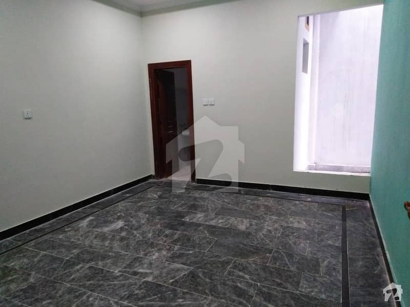 ارباب سبز علی خان ٹاؤن ورسک روڈ پشاور میں 6 کمروں کا 6 مرلہ مکان 1.2 کروڑ میں برائے فروخت۔