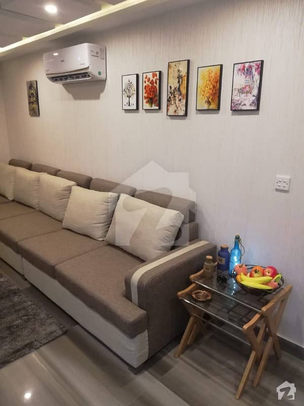 بحریہ ٹاؤن ۔ بلاک اے اے بحریہ ٹاؤن سیکٹرڈی بحریہ ٹاؤن لاہور میں 1 کمرے کا 2 مرلہ فلیٹ 48 لاکھ میں برائے فروخت۔