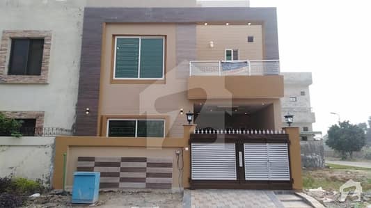 5 Marla Fully Constructed House For Sale 5 Marla Fully Constructed House For Sale
