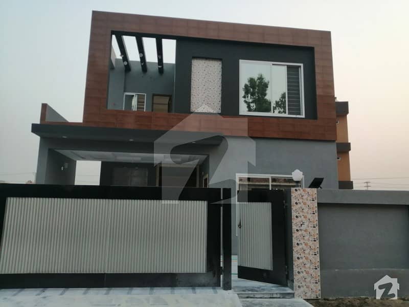 10 Marla Brand New House available for sale in central Park A Block