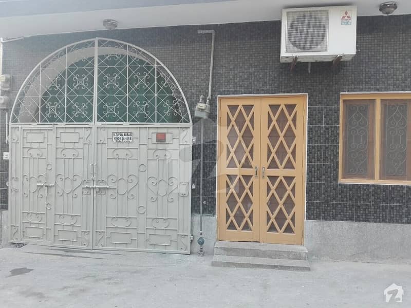 ڈھوک کشمیریاں راولپنڈی میں 4 کمروں کا 5 مرلہ مکان 55 ہزار میں کرایہ پر دستیاب ہے۔