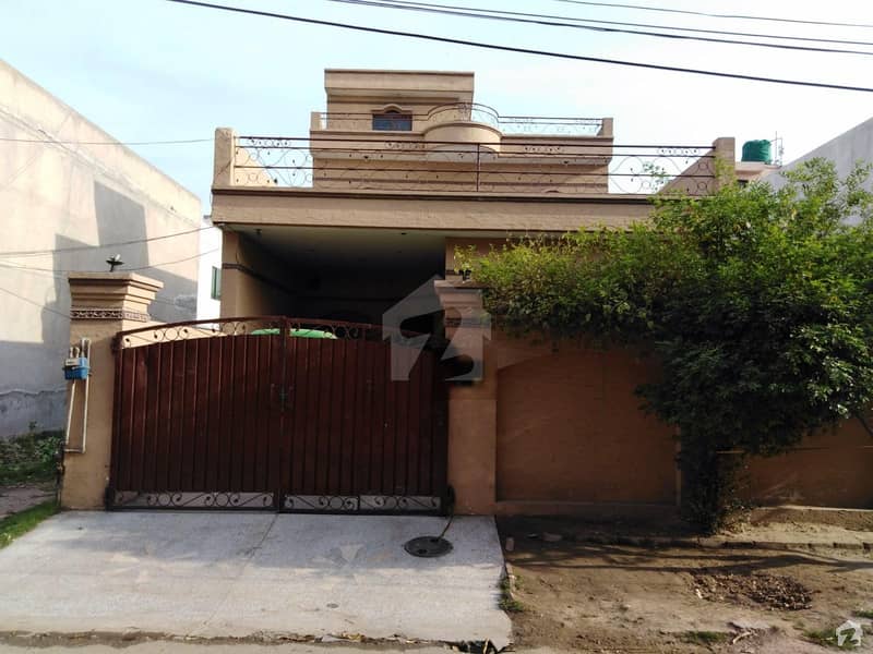 9 Marla Well Maintained House Is Available For Sale