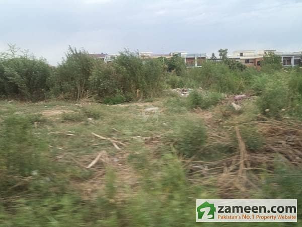 Plot Available For Sale on Service Road In G-15/1 On Good Location