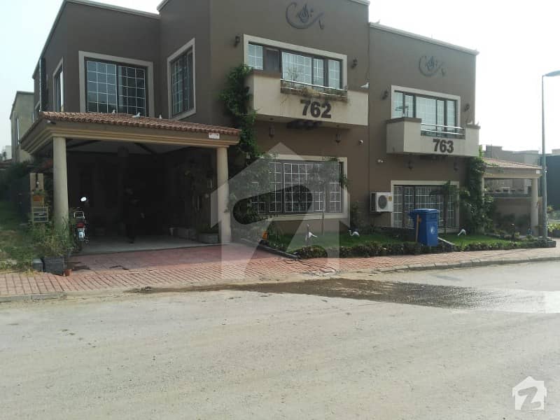 4 Bed Luxury House Defense Villa Available For Rent