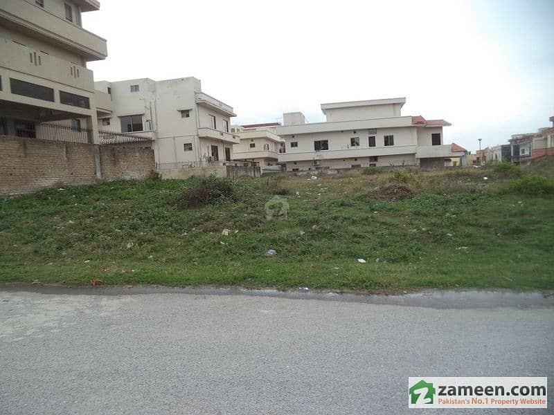 Commercial Plot Available For Sale In G-13 Markaz - Ideal Location