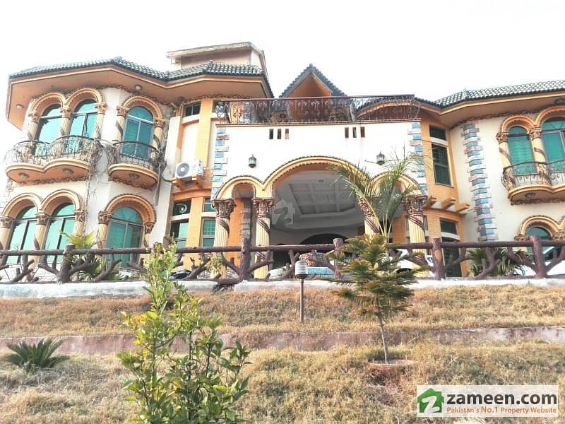 8 Kanal Beautiful Level Farm House, PN Naval Farm House, Islamabad For Sale Naval Farms Housing