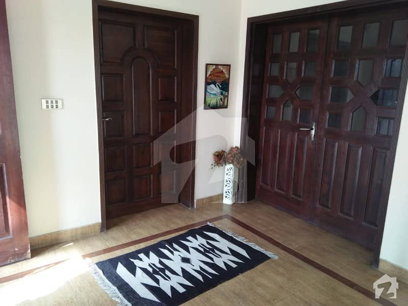 1 Kanal Upper Portion Is Available For Rent In One Of The Most Coveted Areas Of Lahore Dha Defence