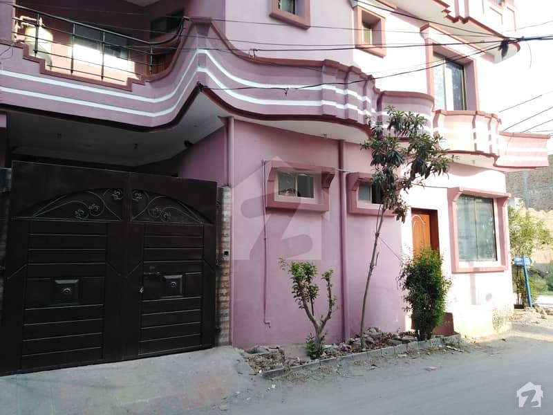 آفیسرز گارڈن کالونی ورسک روڈ پشاور میں 6 کمروں کا 5 مرلہ مکان 1.2 کروڑ میں برائے فروخت۔