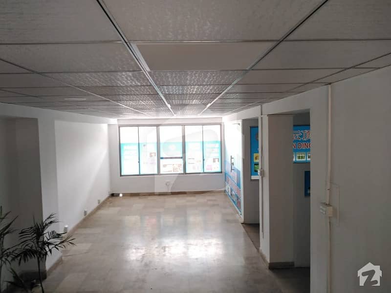 PROPERTY CONNECT OFFERS 800 Square feet fazal e haq road blue area space available for rent in Islamabad suitable for IT Telecom Software house Corporate office and any type of offices