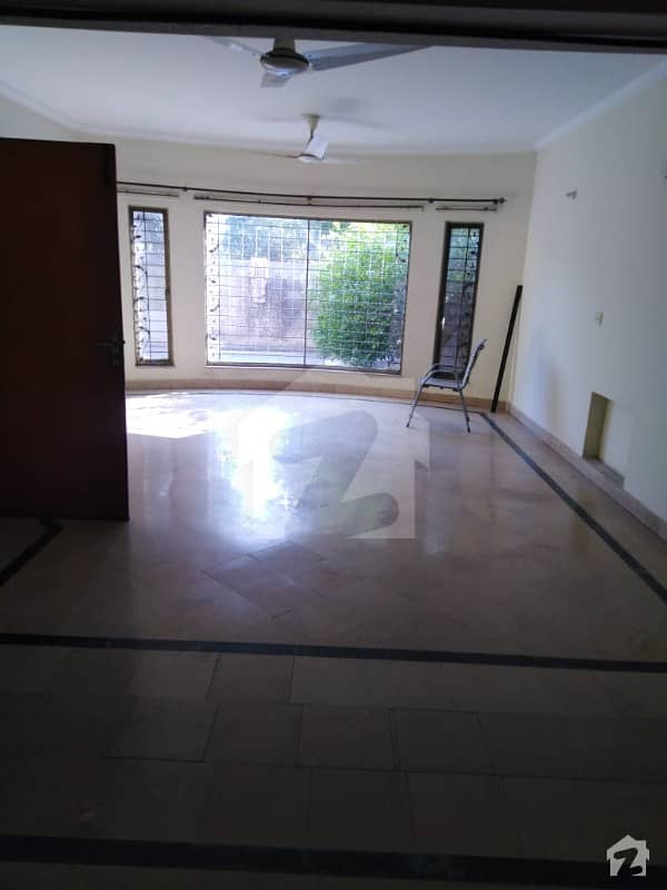 HOT OFFER 1 Kanal OUTCLASS house For OFFICE USE in JOHAR TOWN BLOCK H3 OPPOSITE CANAL ROAD Near EMPORIUM MALL