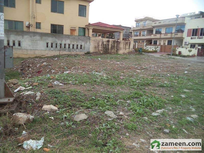 Beautiful Plot Available For Sale In G-13/2 Prime Location