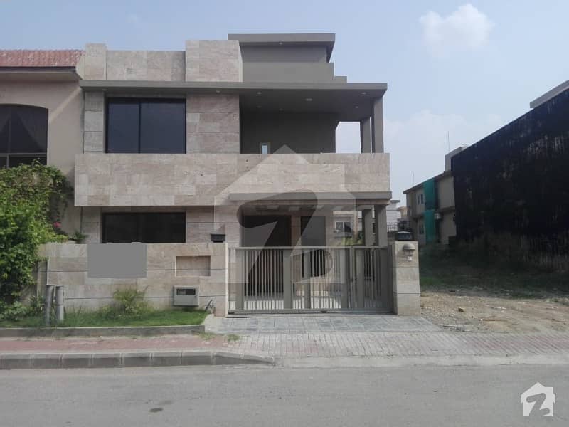 Bahria Town Phase 3 10 Marla House For Sale
