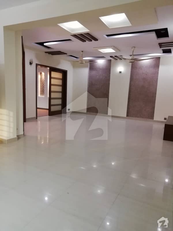 10 Marla Full House For Rent In DHA Phase 5