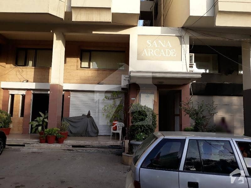 کلفٹن ۔ بلاک 5 کلفٹن کراچی میں 3 کمروں کا 8 مرلہ فلیٹ 1 لاکھ میں کرایہ پر دستیاب ہے۔