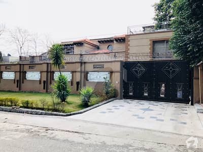ایف ۔ 7/4 ایف ۔ 7 اسلام آباد میں 11 کمروں کا 2 کنال مکان 25 کروڑ میں برائے فروخت۔ ایف ۔ 7/4 ایف ۔ 7 اسلام آباد میں 11 کمروں کا 2 کنال مکان 25 کروڑ میں برائے فروخت۔