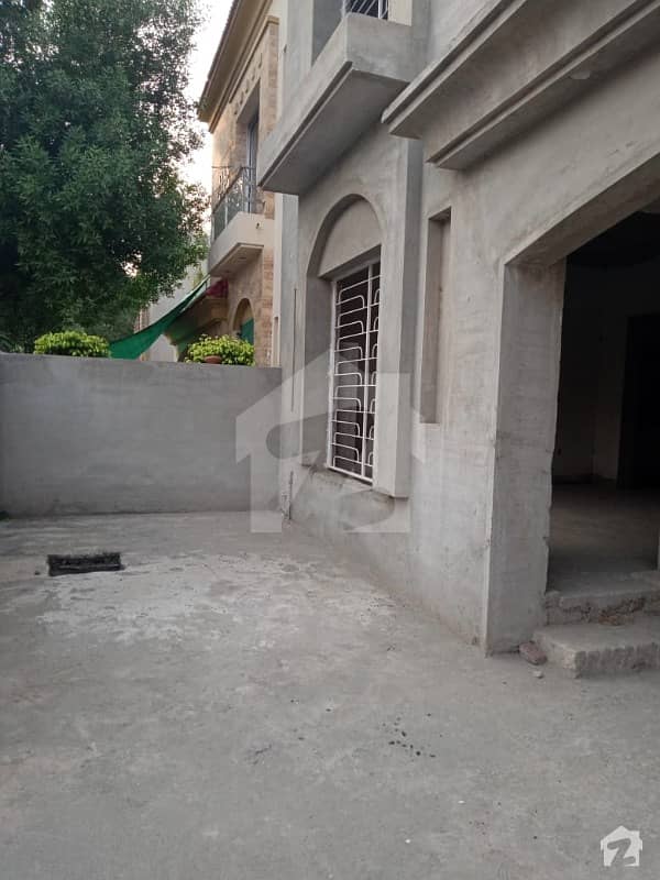 BAHRIA TOWN LAHORE. 10 MARLA GREY . STRUCTURE HOUSE FOR SALE IN VERY
