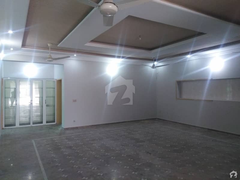 2 Kanal Well Maintained House Is Available For Rent