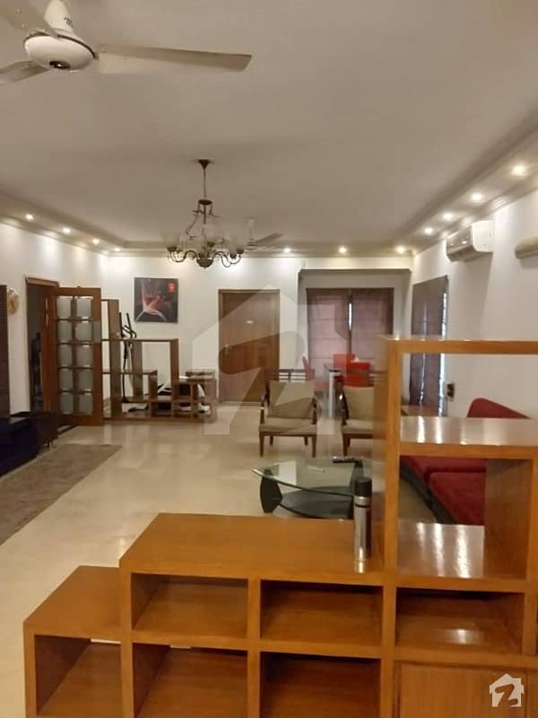 F11 Karakoram Enclave 4 Beds Beautiful Apartment  Available For Sale