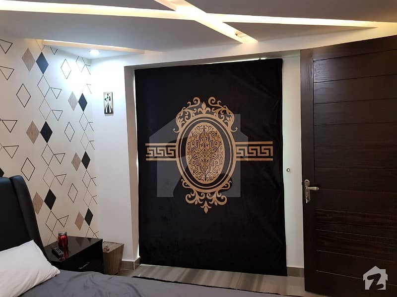 بحریہ ٹاؤن ۔ بلاک اے اے بحریہ ٹاؤن سیکٹرڈی بحریہ ٹاؤن لاہور میں 1 کمرے کا 2 مرلہ فلیٹ 25 لاکھ میں برائے فروخت۔