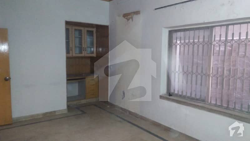 LOWER PORTION IS AVAILABLE FOR RENT IN UMAR BLOCK