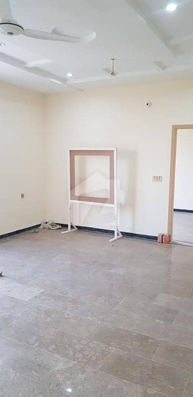 dc colony neelum commerical fresh flat for rent dc colony neelum commerical fresh flat for rent