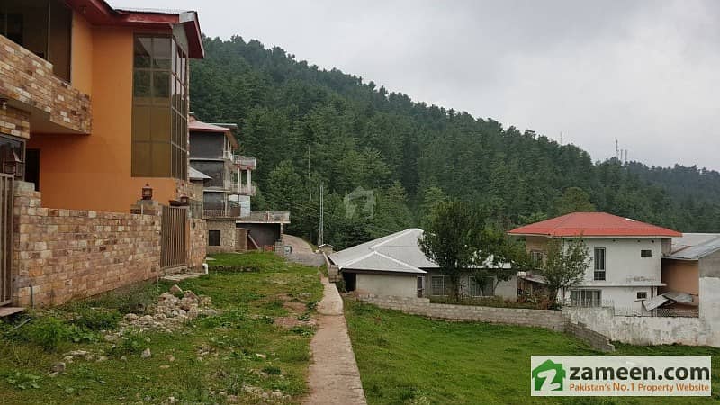 10 Marla Plot For Sale In Burban
