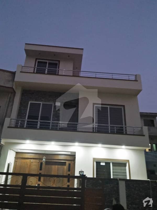 Top Location 25x40 Tile Floor House For Sale
