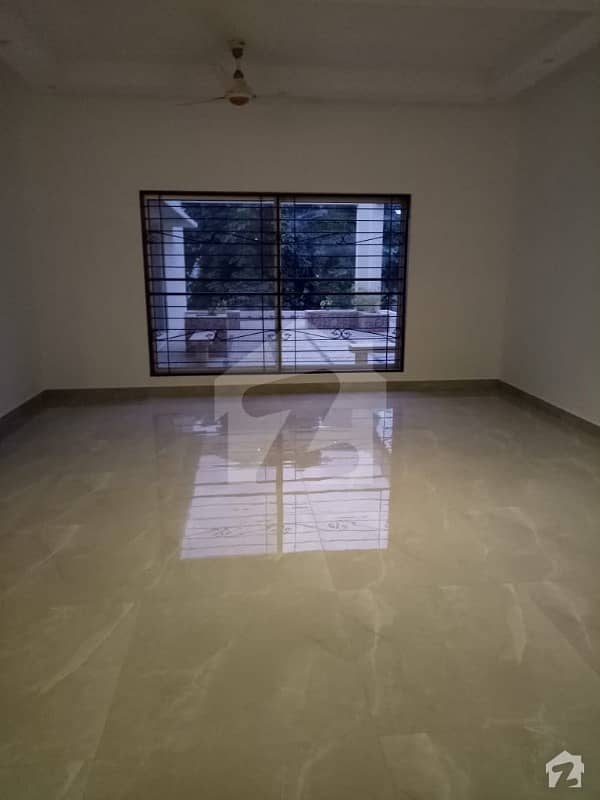 1 Kanal Bungalow For Rent Located In Dha Phase 4