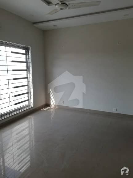10 UPPER PORTION FOR RENT CANAL GARDEN NEAR BAHRIA TOWN LAHORE With Gas ALL FACILITIES AWIALABLE