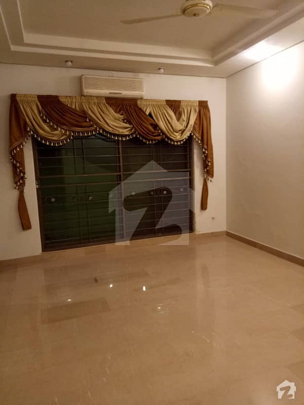 10 Marla House For Rent Ideal Location Dha Phase 3 Z Block