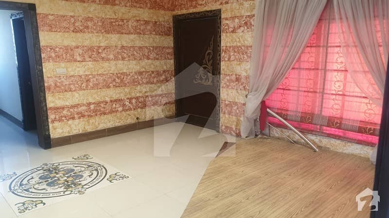 گلشنِ مدینہ فیصل آباد میں 2 کمروں کا 10 مرلہ بالائی پورشن 25 ہزار میں کرایہ پر دستیاب ہے۔