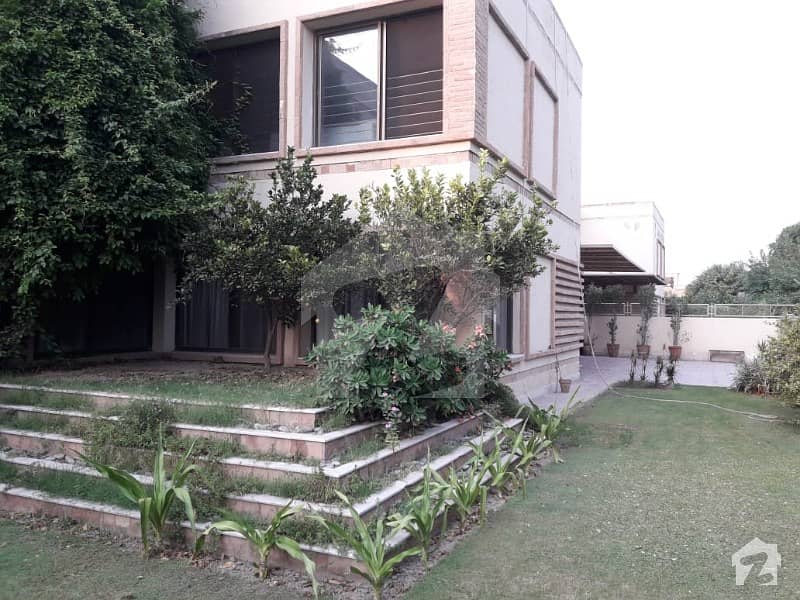 Beautiful House Is Available For Sale In F-8 Islamabad