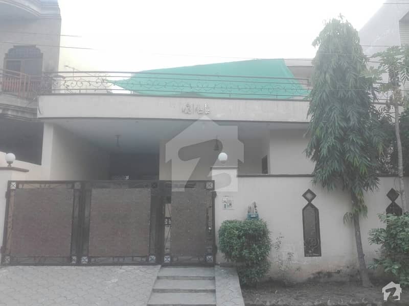 مرغزار آفیسرز کالونی ۔ بلاک سی مرغزار آفیسرز کالونی لاہور میں 4 کمروں کا 10 مرلہ مکان 1.61 کروڑ میں برائے فروخت۔