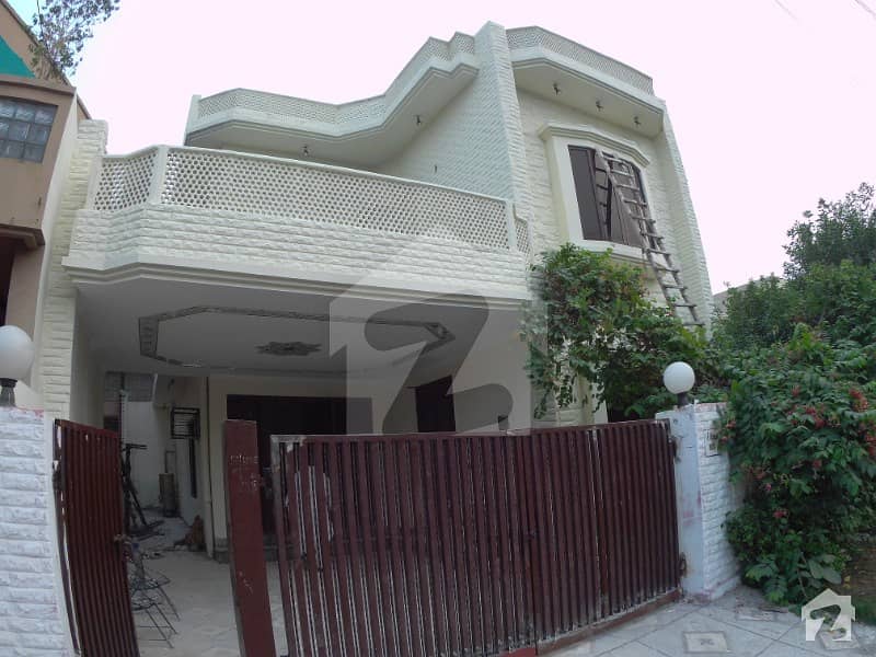 Prime Location 8 Marla Full House For Rent In DHA Phase 2 Block V